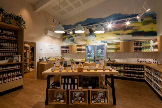 Barker’s Foodstore & Eatery