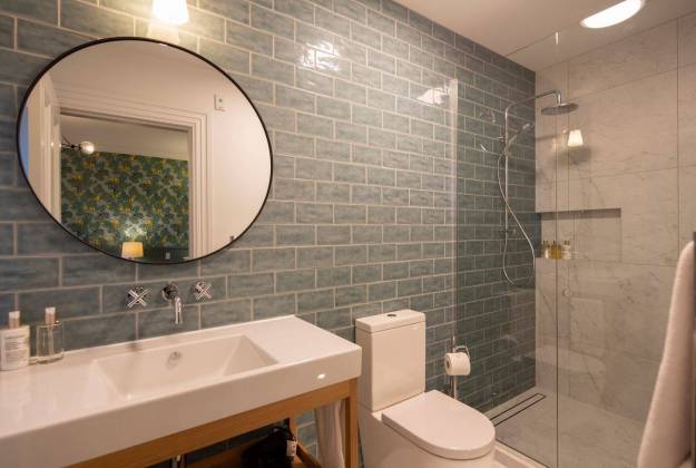 Ensuite bathroom at The Vicarage Geraldine luxury hotel accommodation